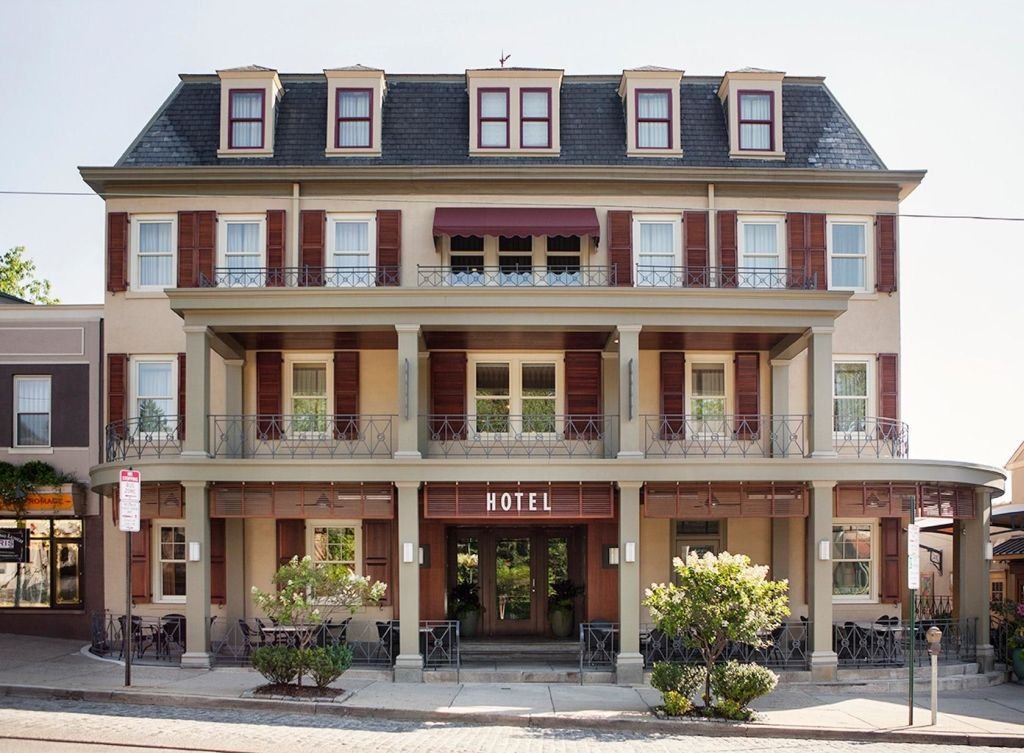 Chestnut Hill hotel
